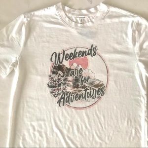 NWT Weekends Are For Adventure X-small
